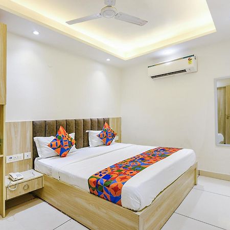 Fabhotel Luxury Inn Near Adarsh Nagar Metro Delhi Zewnętrze zdjęcie